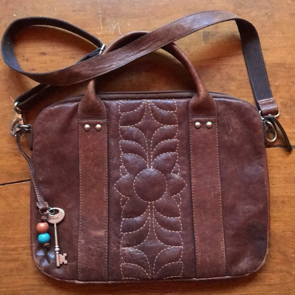 Fossil Leather brown laptop bag with strap